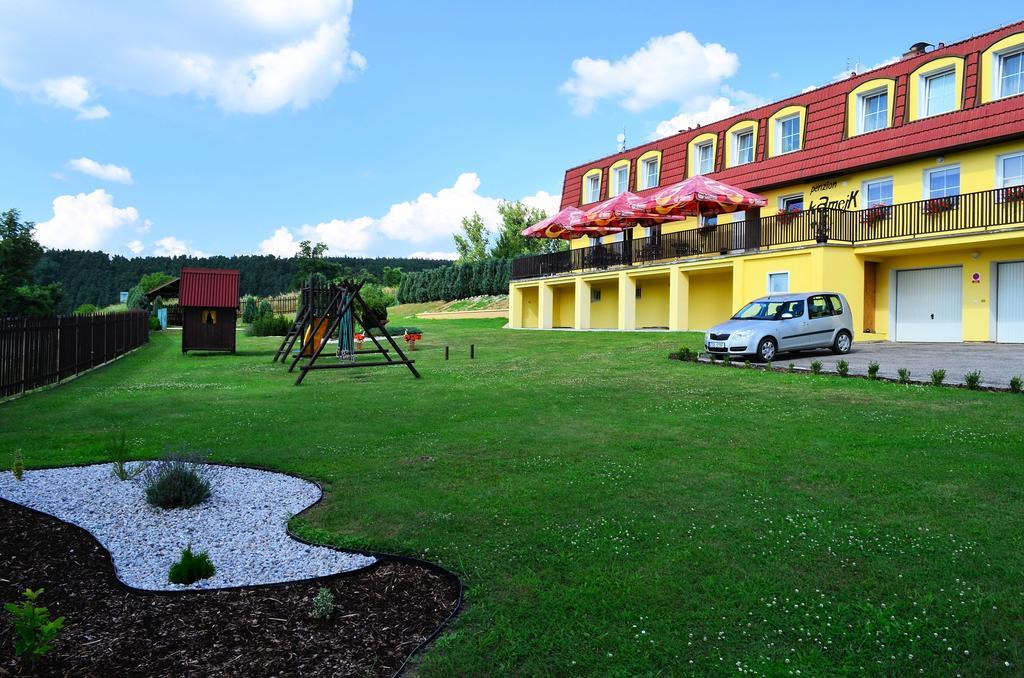 Penzion Kamejk Kamyk nad Vltavou Exterior photo